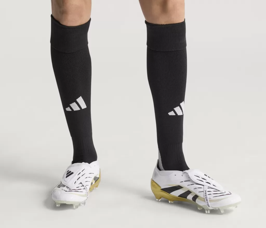 Бутсы профессиональные Adidas Predator Elite FT FG